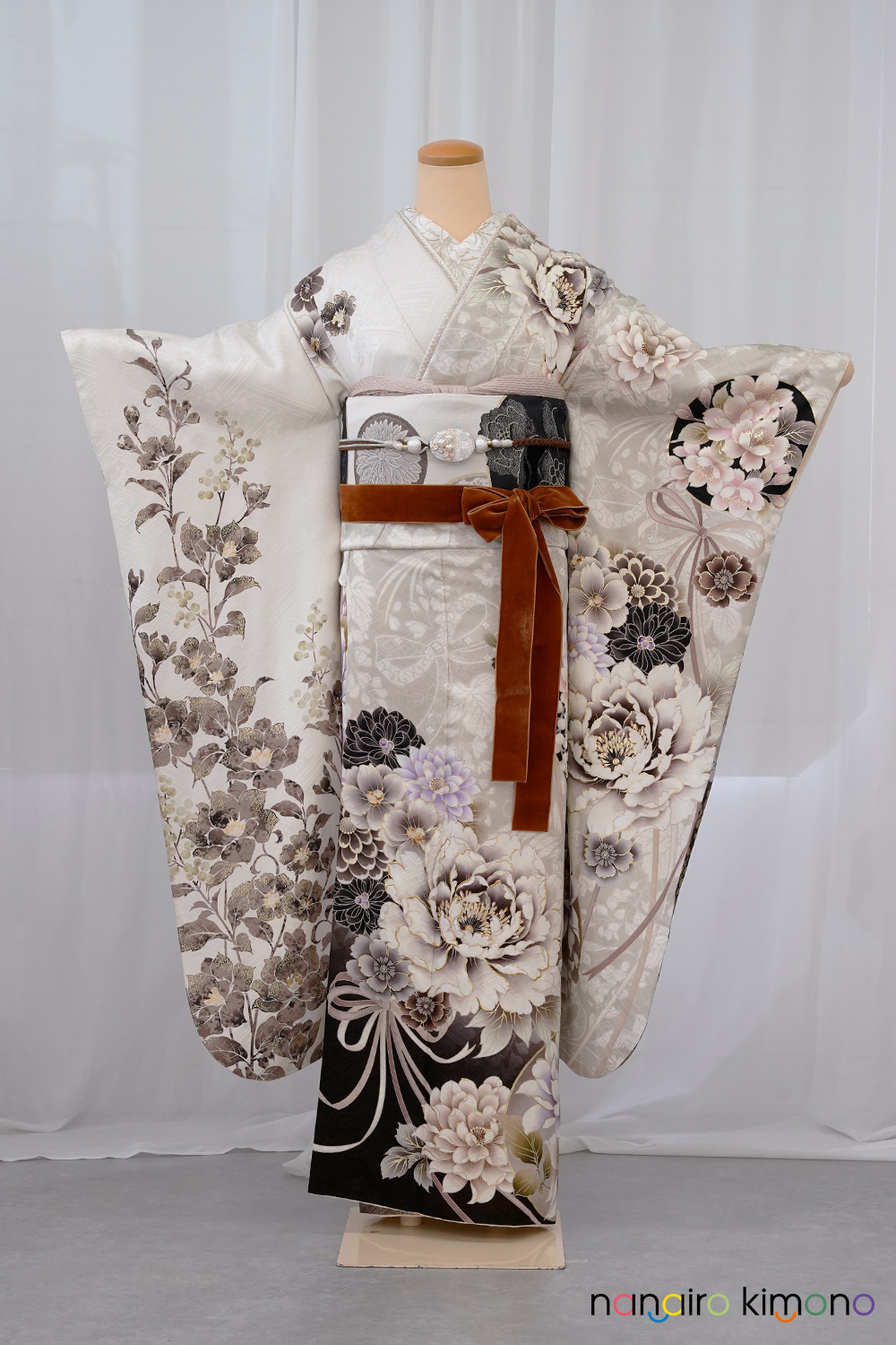 成人式振袖フルセット｜玉城ティナ×紅一点 F155｜ナナイロキモノウェブ