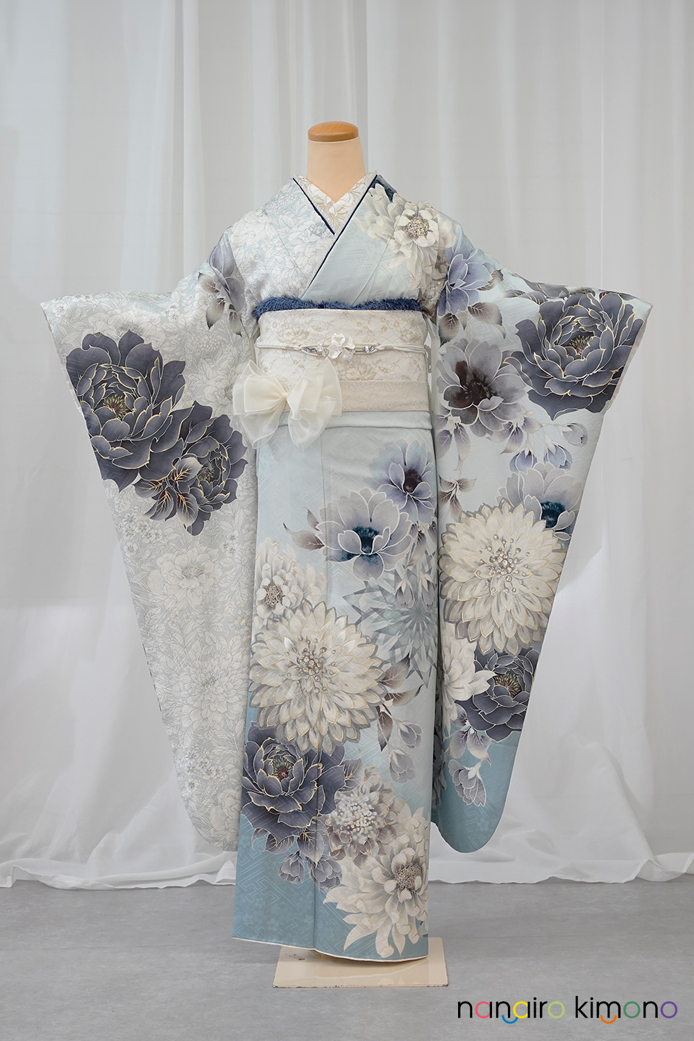成人式振袖フルセット｜玉城ティナ×紅一点 F199｜ナナイロキモノウェブ
