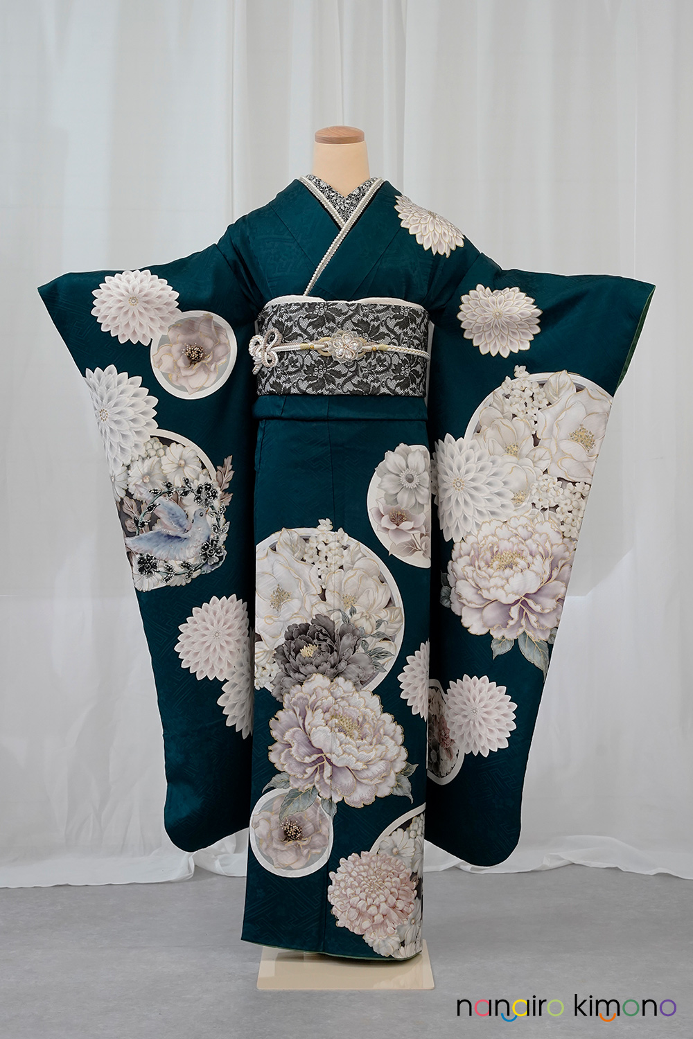 成人式振袖フルセット｜玉城ティナ×紅一点 F206｜ナナイロキモノウェブ