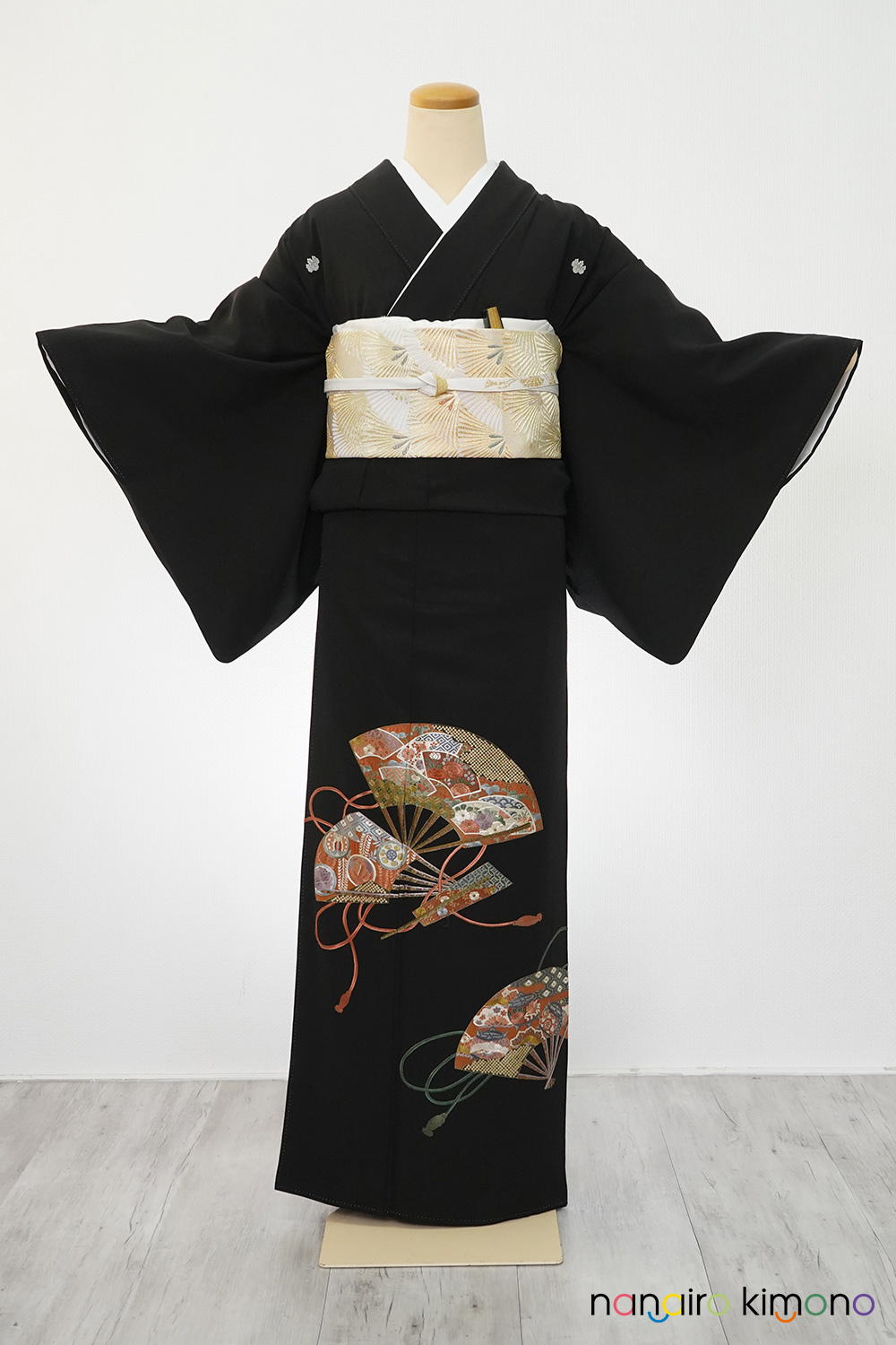 黒留袖フルセット｜扇面古典柄お花柄 KT013｜ナナイロキモノウェブショップ